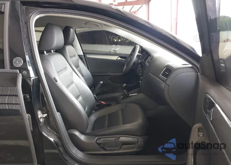 2018 Volkswagen Jetta 1.4T Se/1.4T Wolfsburg Edition z USA, uszkodzony, nr VIN 3VWB67AJ0JM209497